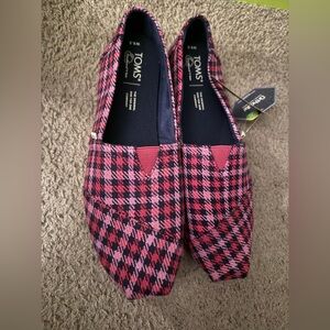 TOMS Pink and Black Plaid Slip-On Shoes size 8 new